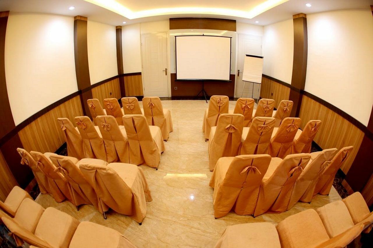 Hotel Grand Permata Hati 3*
